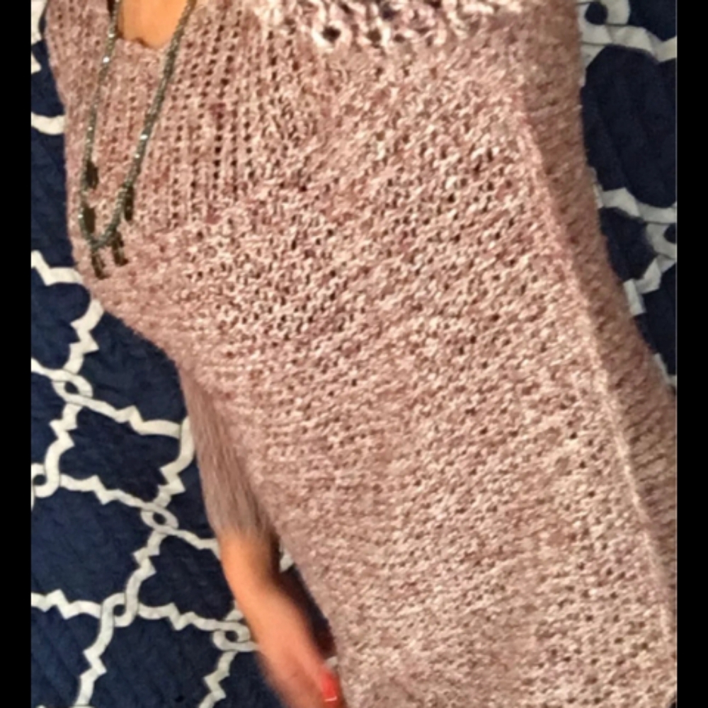 Hollister knit sweater